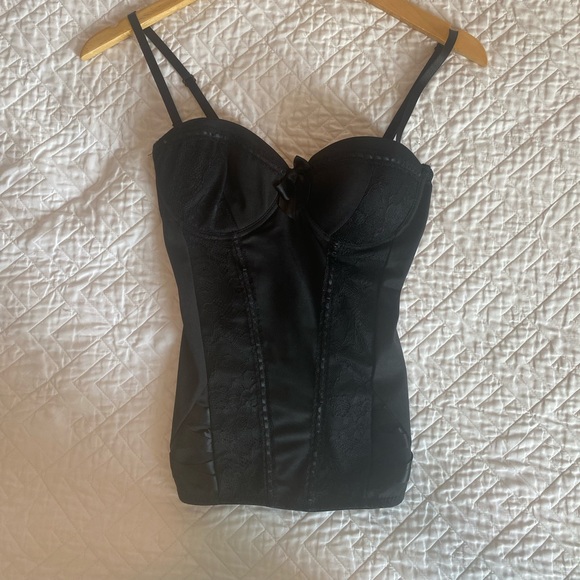 Sexy Black Tank - Picture 1 of 2